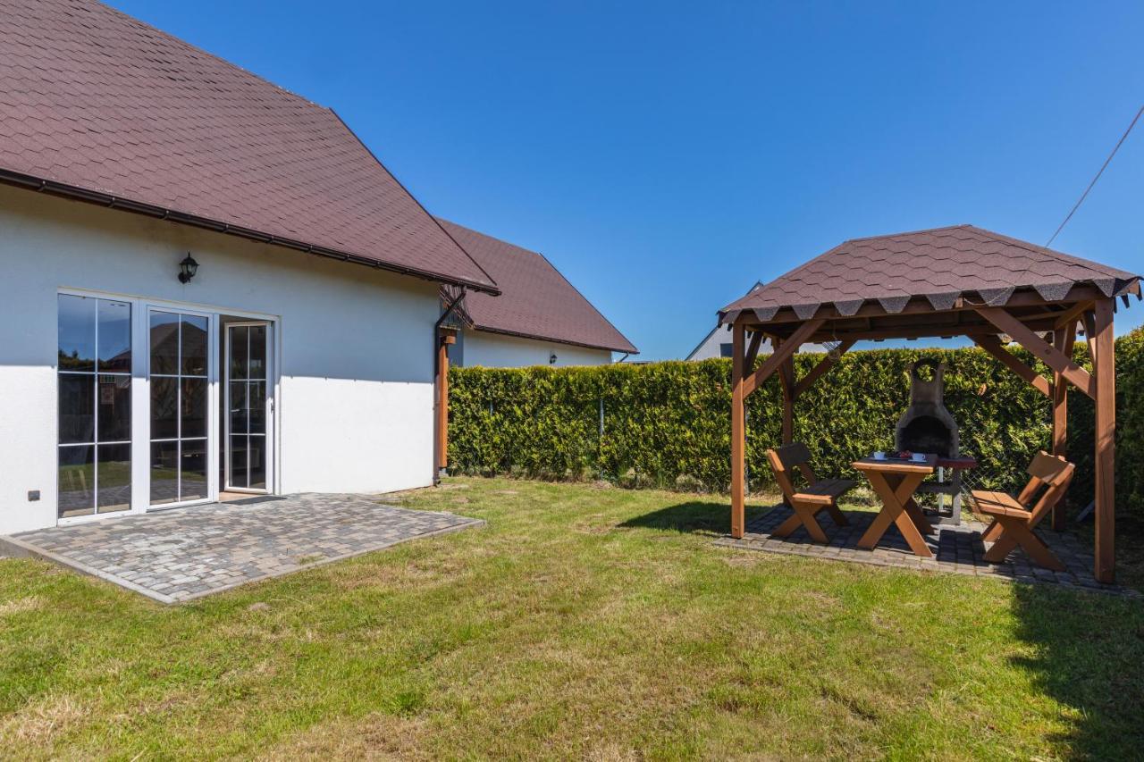 Holiday Houses Alana & Alva With Garden By Noclegi Renters Miedzywodzie Esterno foto